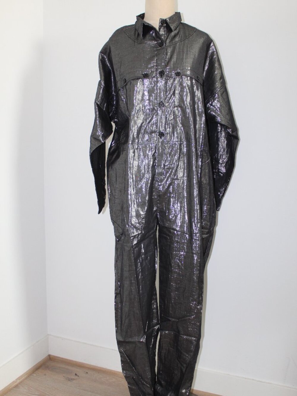 NWT SUZIE KONDI Ebony Silver Lurex Jumpsuit Long Sleeve Collared Romper S